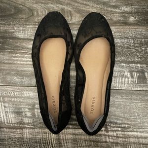 Torrid women’s dressy shoes, excellent like new condition. Size 11W